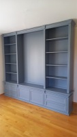 Biblioteczka KAROLINA
